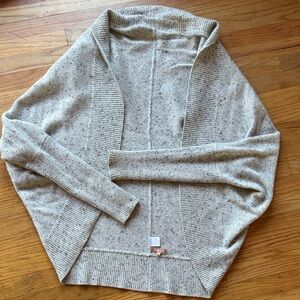KIER + J Textured Gray Cashmere Sweater Top